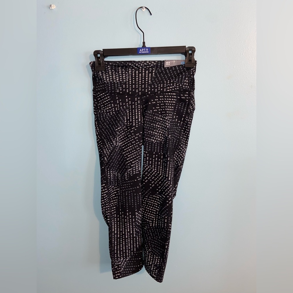 XS black polka dot leggings